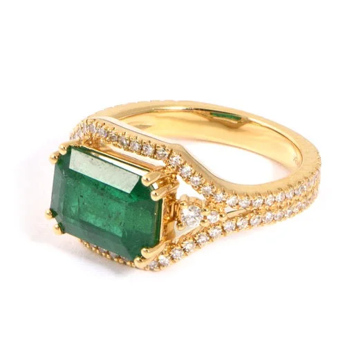 Heart Shaped Ring for Women-Emerald Ring