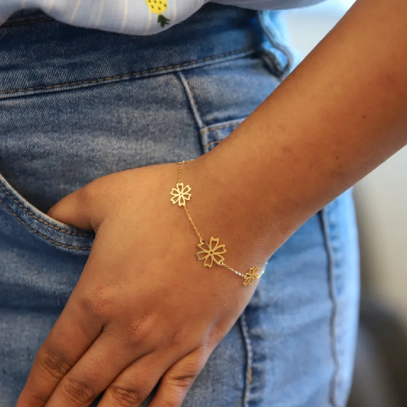 Luxury Stackable Bracelets-Gold Flower Shaped Bracelet 21KT - FKJBRL21KM10045