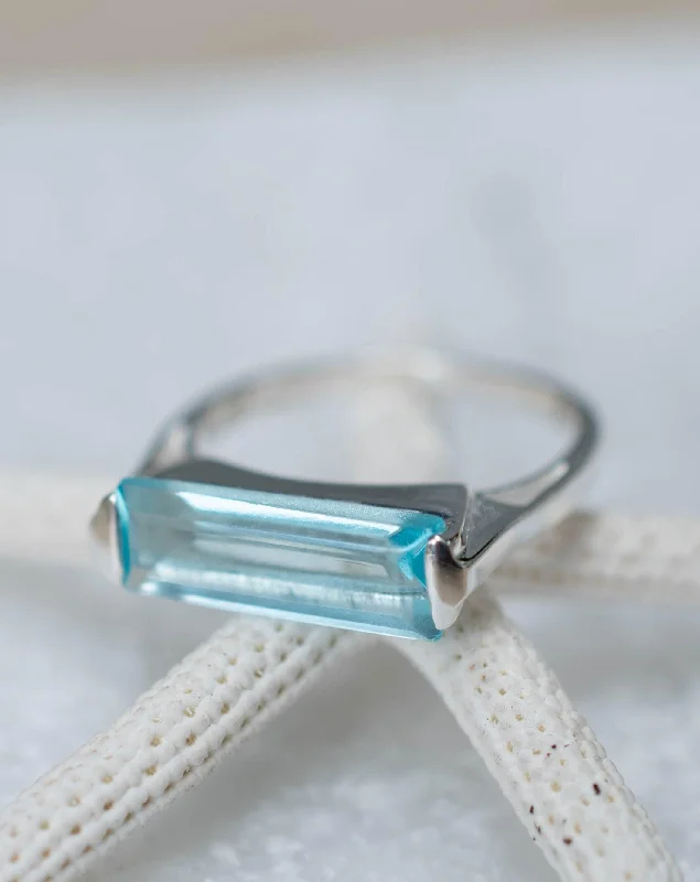 Luxury Wedding Ring-Carine Ring ~ Blue Topaz Hydro ~ Sterling Silver 925 ~ MR229