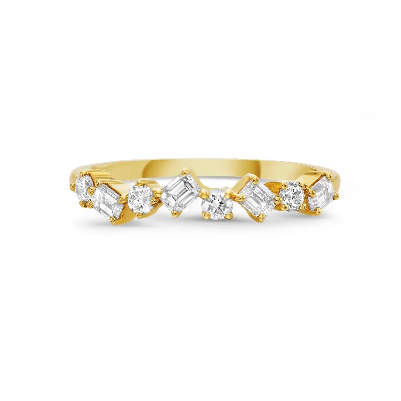 Luxury Wedding Band-Alternating Diamond Band