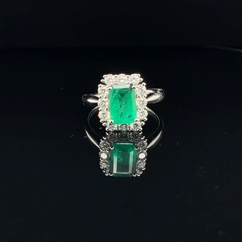 Stylish Gold Ring-Emerald & Diamond Regal Engagement Ring in 18k White Gold - (#108-RGEME063597)