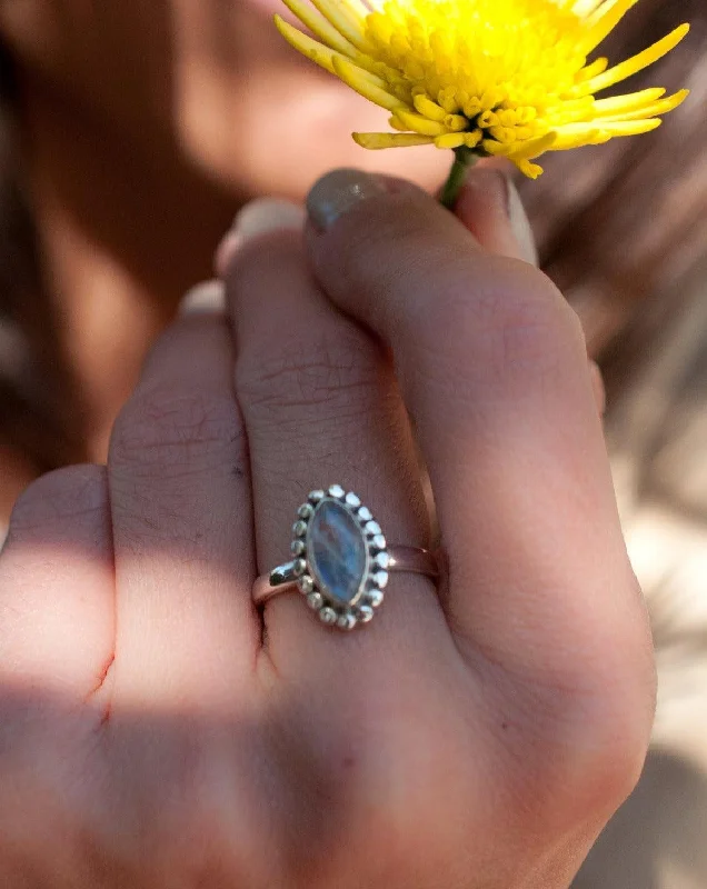 Antique Gold Ring-Maui Ring ~ Moonstone ~ Sterling Silver 925 ~MR016