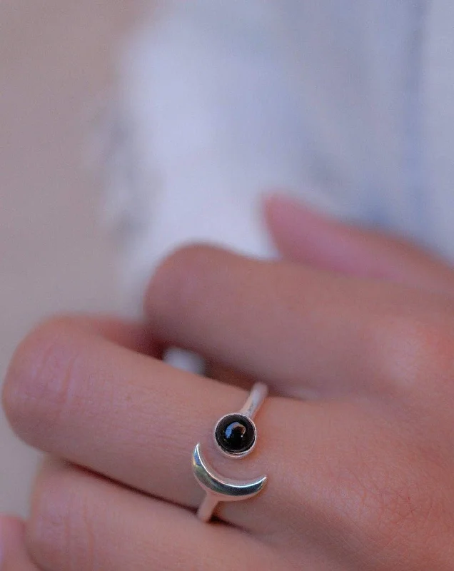 Handmade Promise Ring-Malibu Half Moon Ring ~ Black Onyx ~ Sterling Silver 925 ~ MR126