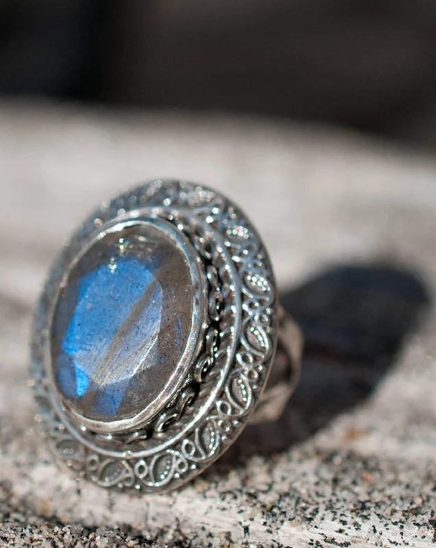 Unique Men’s Wedding Ring-Labradorite Ring ~ Sterling Silver 925