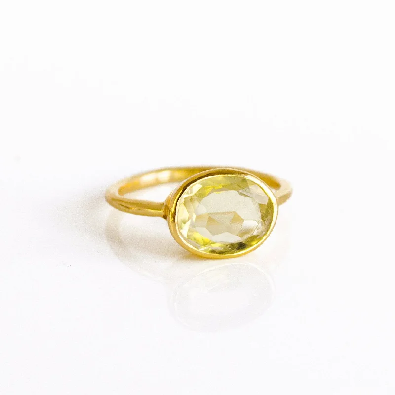 Antique Gold Ring-Lemon Quartz Oval Bezel Set Ring