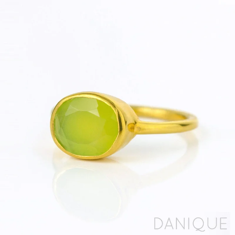 Large Gemstone Ring-Green Chalcedony oval bezel set ring - August Birthstone